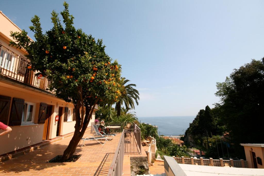 Auberge De L'Europe Èze Eksteriør billede